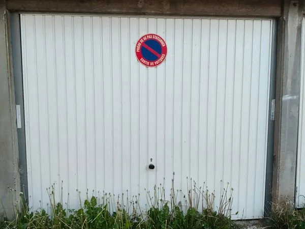 Location garage fermé
