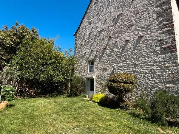 Maison ancienne 287m2 à Givry