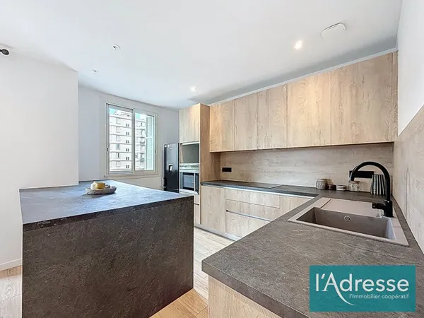 Appartement Ajaccio 3 pièces - 62 m² - entièrement rénové - entrée de ville