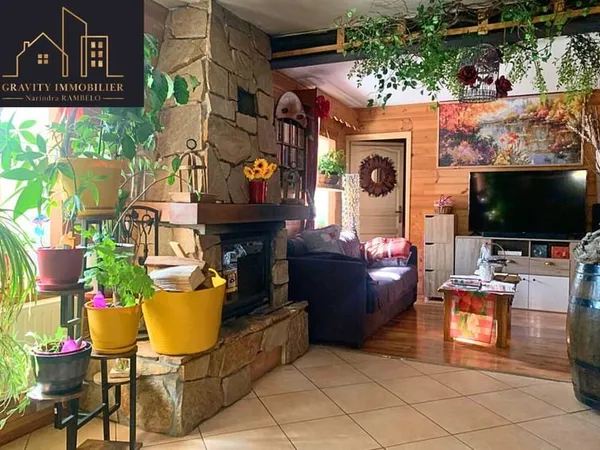 Grand T4 avec jardin, garage et charme d'une maison Saint-Pierre-en-Faucigny