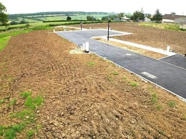 Terrain à bâtir de 450 m² à FONTENAY-MAUVOISIN (78)