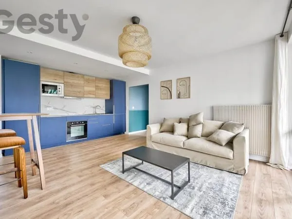 Colocation - Appartement 100 m² avec balcon