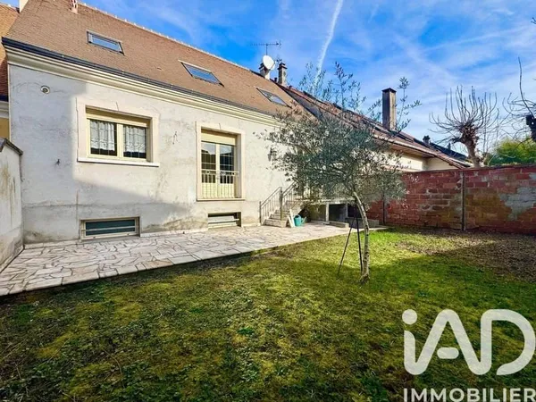 Maison 5 pièces 140 m²
