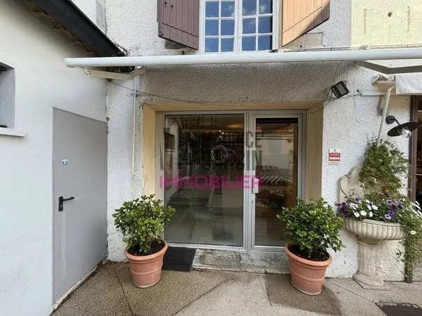 Local commercial 80 m²