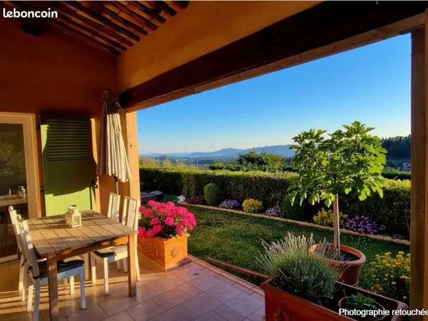 Villa 9 pièces 223 m²