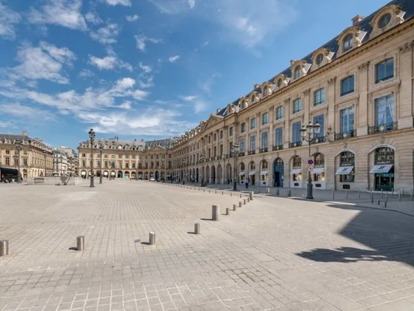 Espace de bureau privé pour 2 personnes à Paris, Signature, Place Vendôme