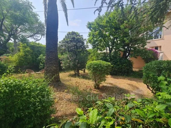 Villa 6 pièces 180 m²