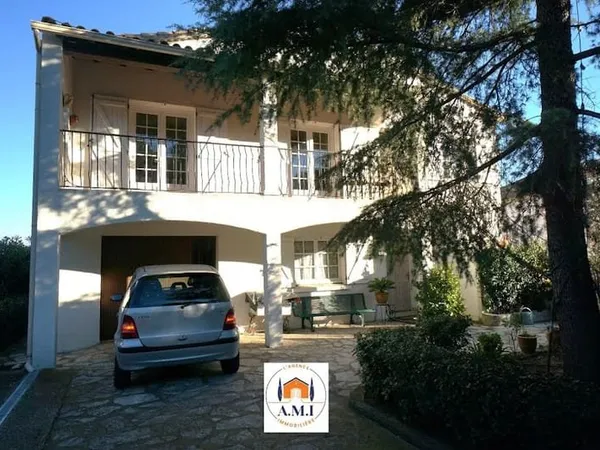 Maison 7 pièces 100 m²