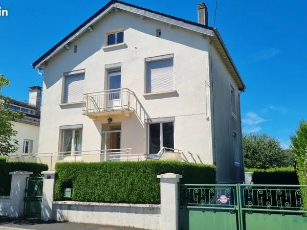Charmante maison de 1953 à deux pas des commodités