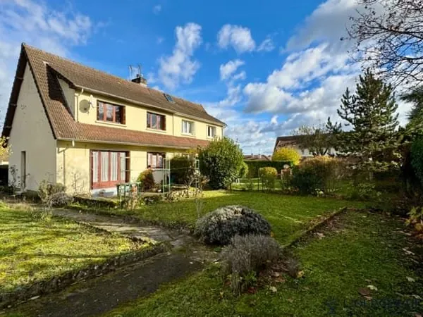Maison Montfort L Amaury 5 pièce(s) 86 m2