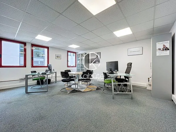 Bureaux climatisé de 36 m2 + 2 places de parking au coeur de Techlid - proche accès autoroute et des