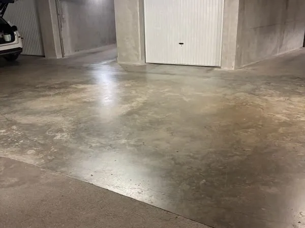 Garage à louer