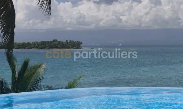 Appartement Le Gosier 2 pièce(s) avec parking et piscine à débordement vue sur mer