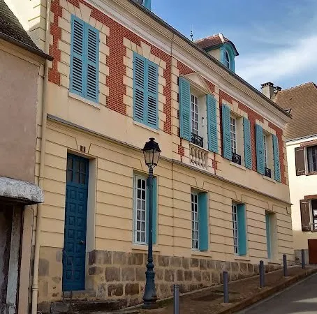 Maison 9 pièces 300 m²