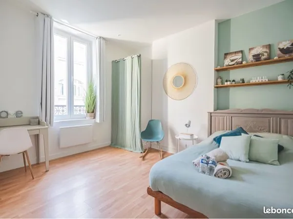 Studio 25 m² Reims gare centre-ville