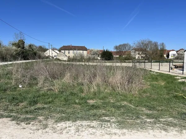 20 minutes DIJON NORD - Beau terrain viabilisé 593 m² dans jolie commune médiévale