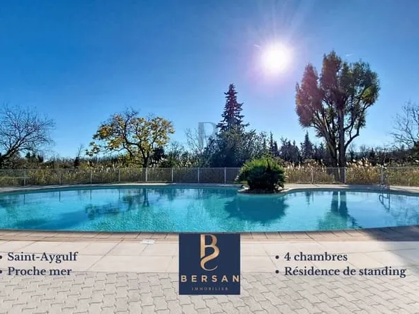 VILLA AVEC PISCINE SAINT AYGULF, DANS UNE RÉSIDENCE SÉCURISÉE PROCHE DE LA MER