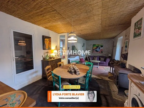 AUTHENTIQUE LONGERE AVEC TERRAIN ET GARAGE A CUZION (36)