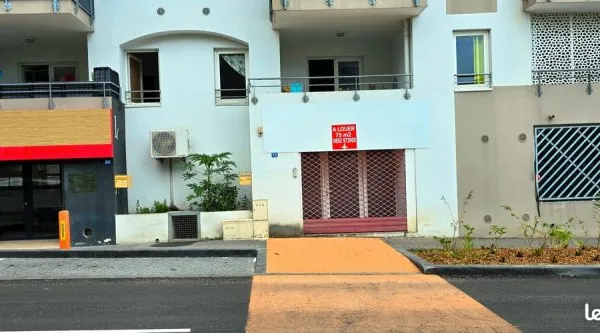 Local Commercial 75 m² Saint-André