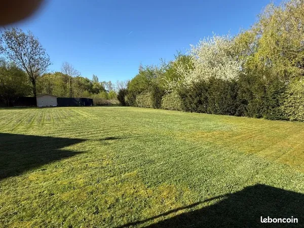 Terrain 1300 m2