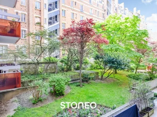 PARIS 15 I COMMERCE I STUDIO I 33m²