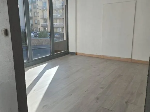 Locale 90 m2