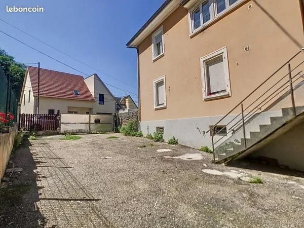 Appartement duplex 114m2 + local d'activité