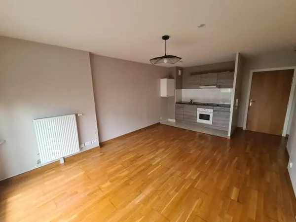 CHEVIGNY - Appartement T2 récent avec Terrasse et Garage
