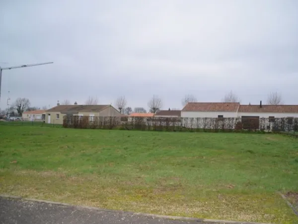 Terrain 723 m²