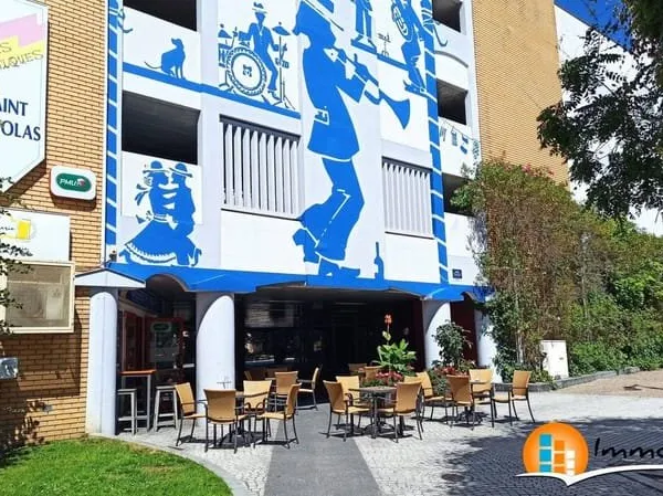 Fonds de commerce 90 m²