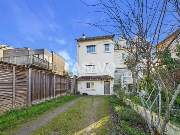 Vente Maison 6 pièces de 108m² - 95600 Eaubonne
