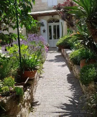 Maison 6 pièces 240 m²