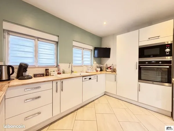 Maison 6 pièces 117 m²