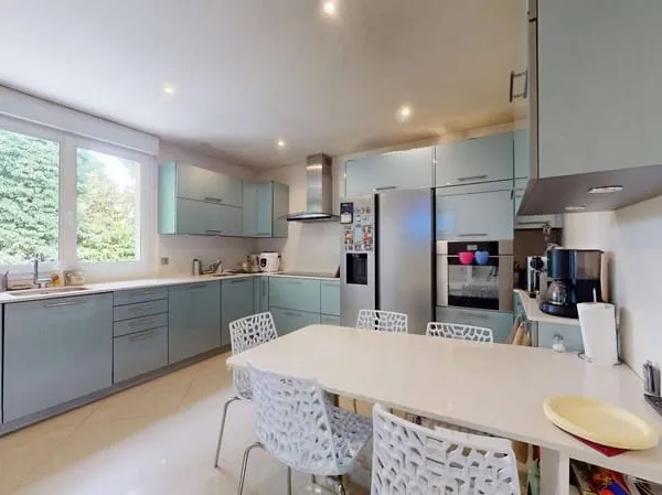 Maison 7 pièces 160 m²