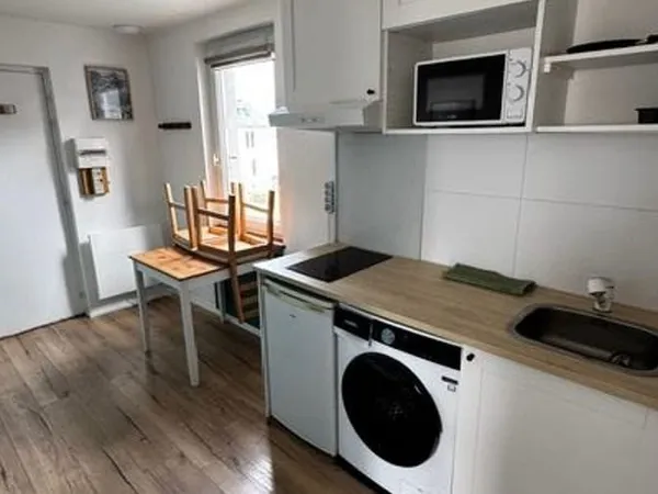 Studio 1 pièce 19 m²