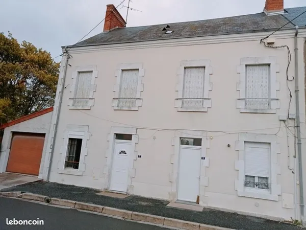 Appartement F2 rénové proche hôpital
