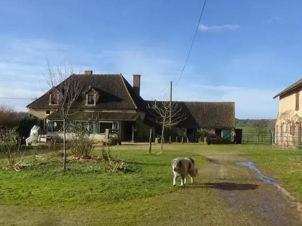 Corps de ferme avec 13 hectares 20 ares