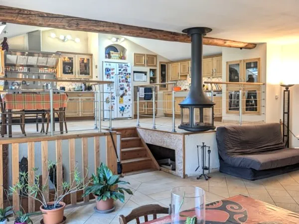 Maison 6 pièces 200 m²