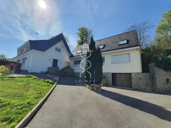 Quimperlé : Ensemble immobilier en parfait état