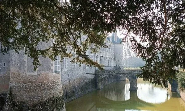Superbe appartement dans château XVIIème