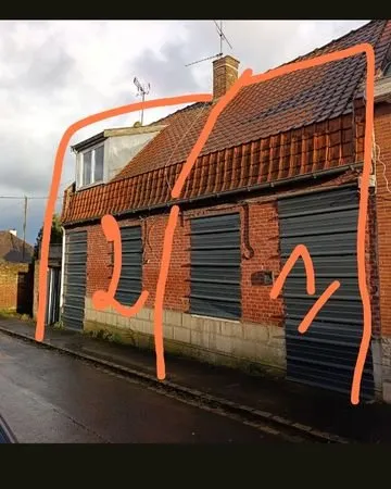 Vend 2 MAISONS a rénover