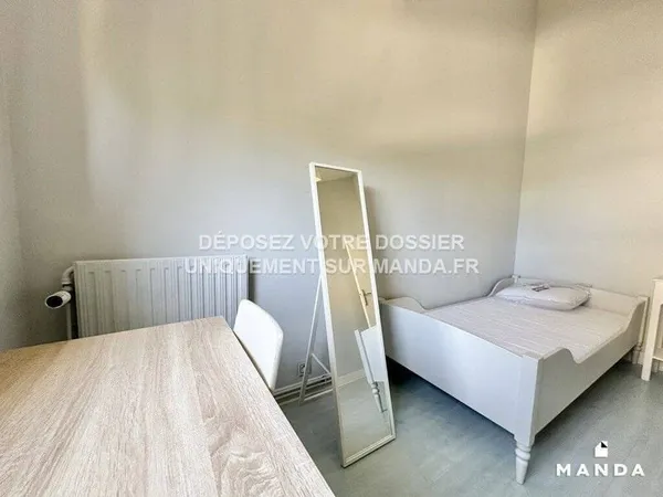 Studio 4 pièces 97 m²