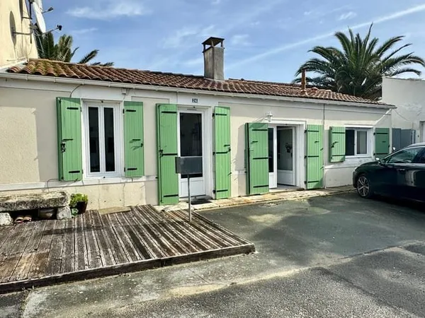 Maison 2 pièces 52 m²