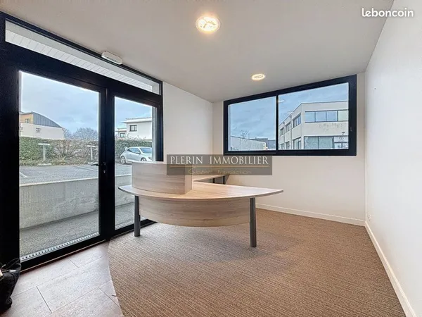 Local commercial 50 m² PLERIN