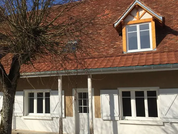 CHARMANT PAVILLON A LONGECOURT-EN-PLAINE