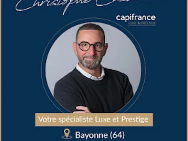 Charmant Restaurant de 72 m² à Biarritz