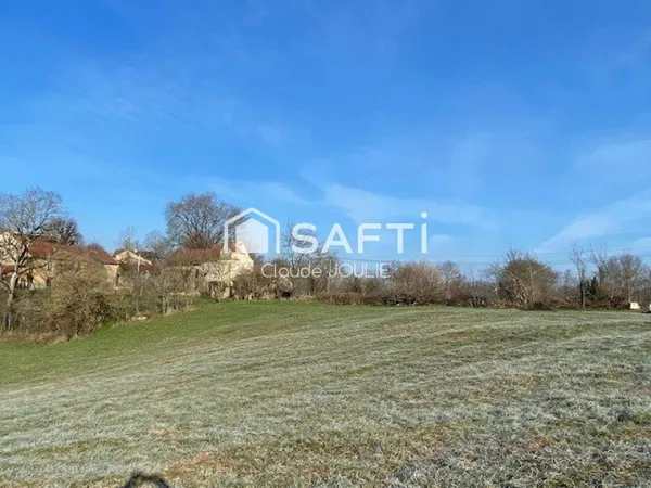 Terrain à batir de 6 363 m² à SAINTE CROIX