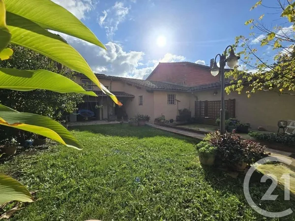 Maison 18 pièces 500 m²