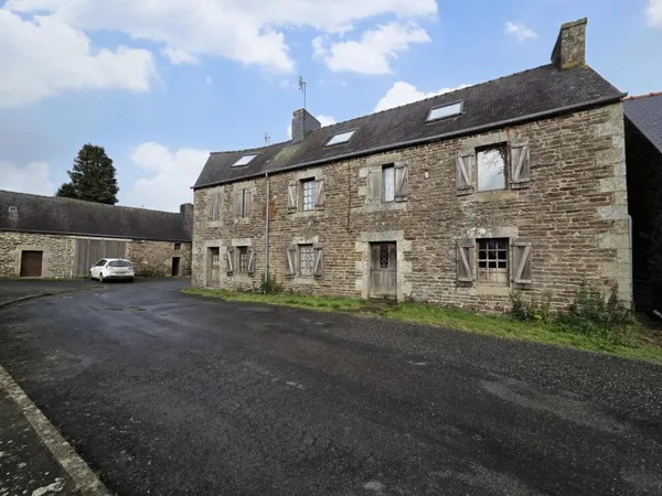 Maison de village - Beaux volumes