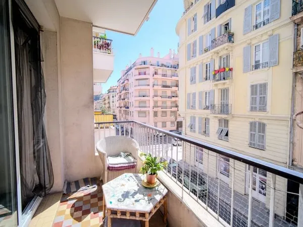 Quartier du Port, vente 3 pièces balcon